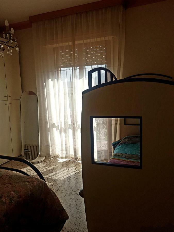 Emanuela Apartment Умбертиде Екстериор снимка